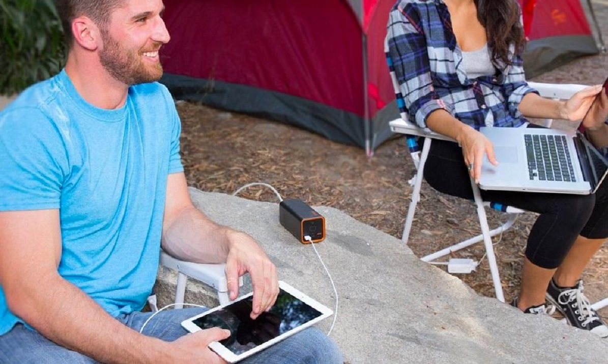 Jackery PowerBar charging station