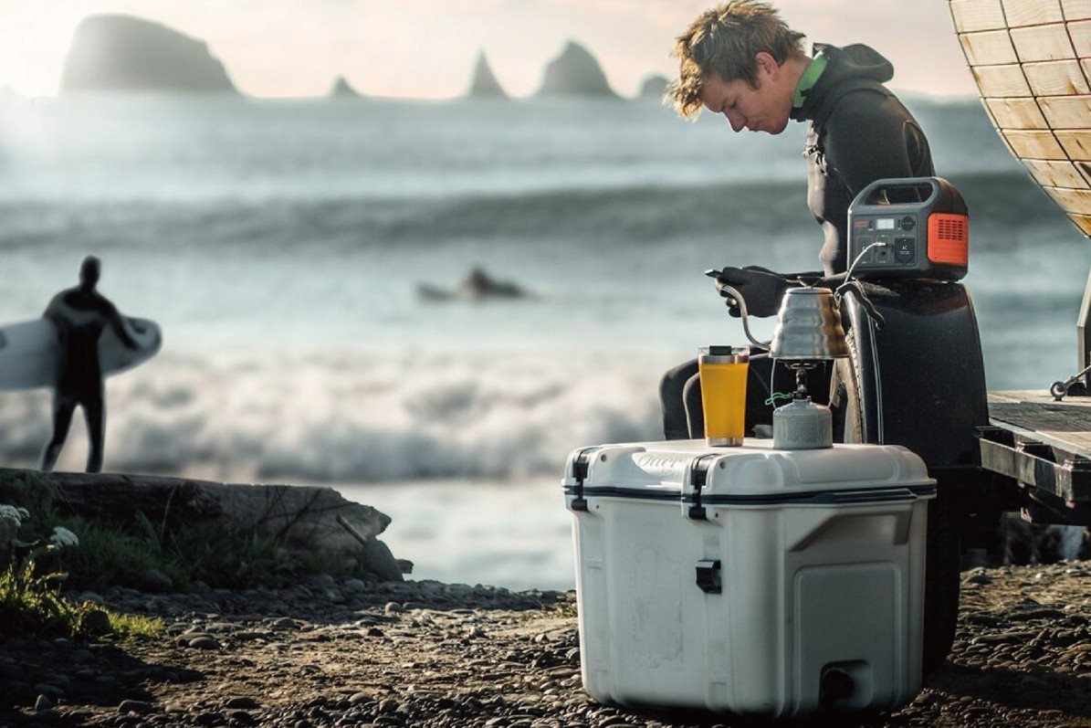 Jackery Explorer 240