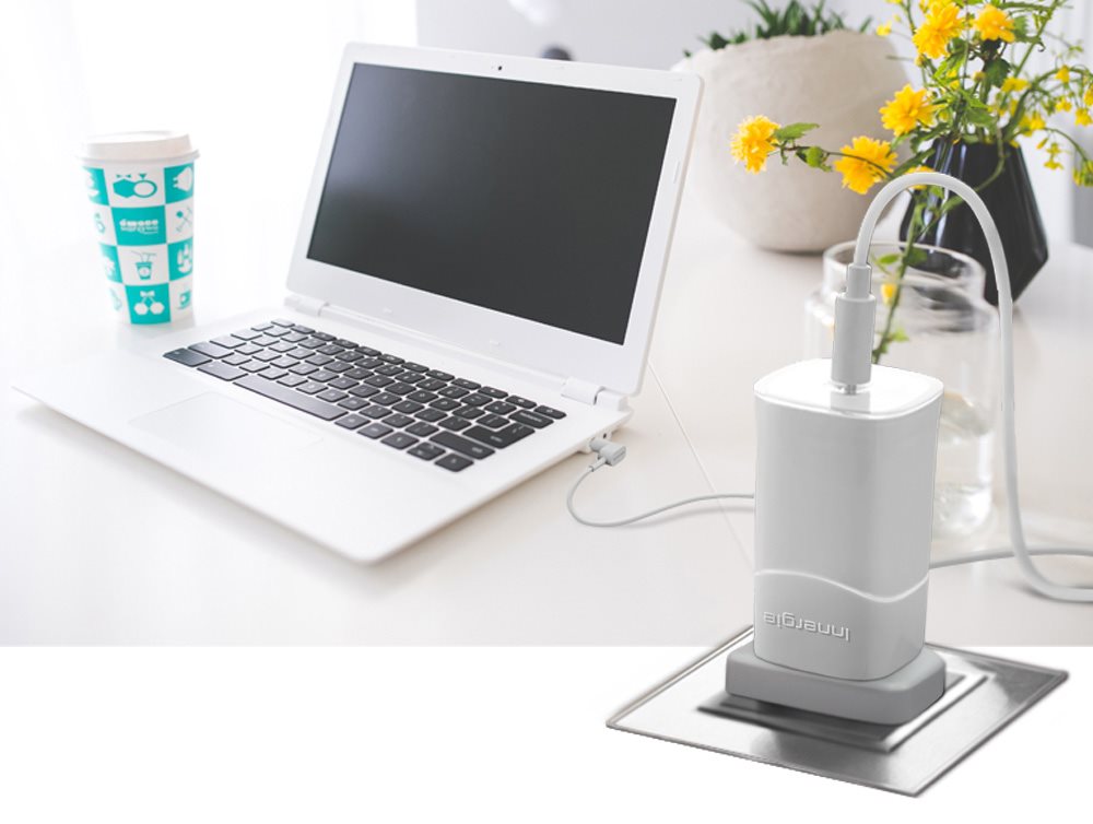Innergie PowerGear ICE 65 Universal Power Adapter Univerzální napájecí adapter Innergie PowerGear ICE 65
