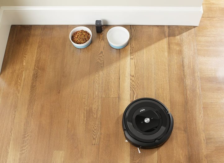 iRobot Roomba e5 Robotický vysavač Alza.cz