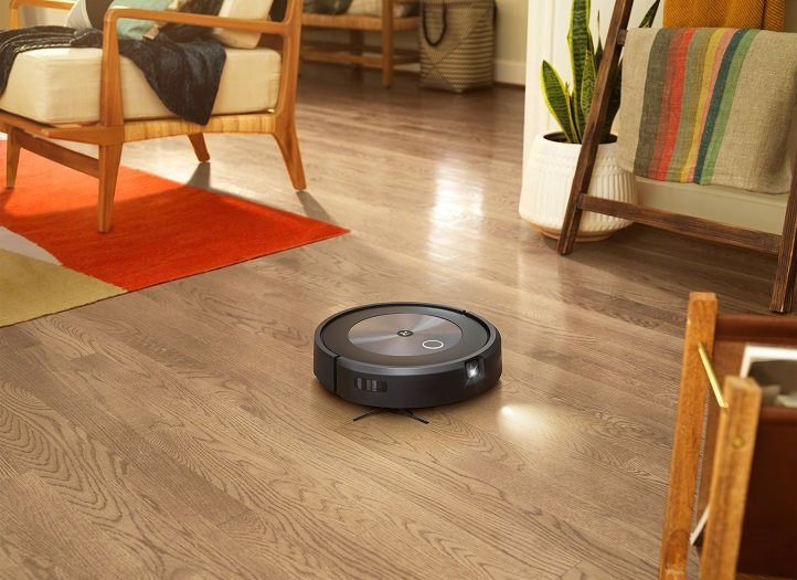 iRobot Roomba j7+ robot vacuum iRobot Roomba j7+ robot vacuum