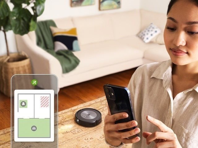 iRobot Roomba j7+ robot vacuum iRobot Roomba j7+ robot vacuum