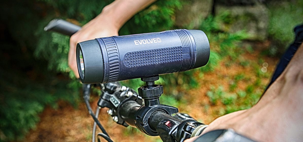The EVOLVEO Armor XL5 speaker Odolné pogumované tělo