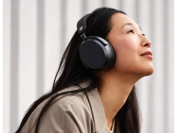 Bezdrôtové slúchadlá Sennheiser MOMENTUM 4 Wireless AEBT