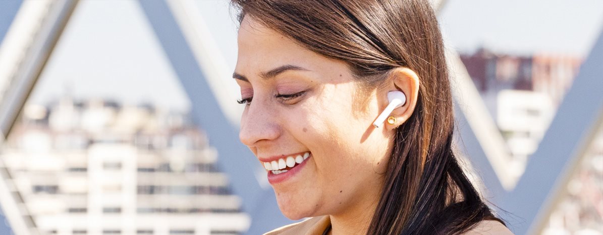 Bluetooth slúchadlá s dobíjacím puzdrom Trust Nika Touch Bluetooth biele