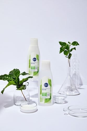 Pleťové mléko NIVEA Naturally Good Milky Cleanser Pleťové mléko NIVEA Naturally Good Milky Cleanser