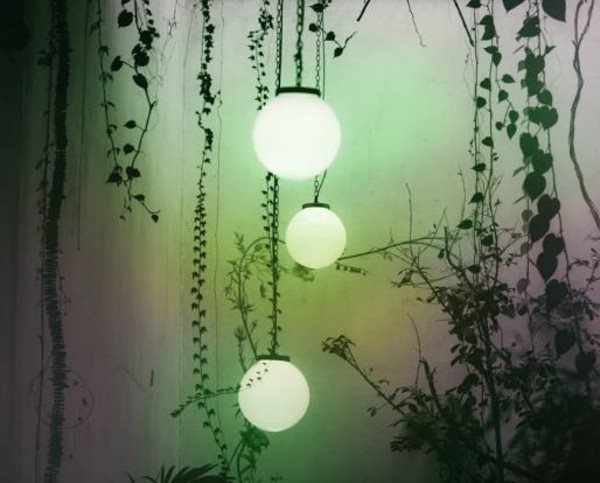 LED žiarovka LIFX Mini Colour and White