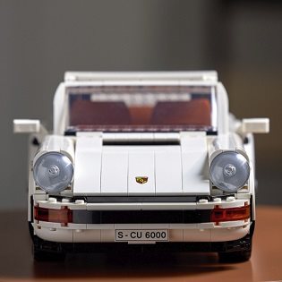 LEGO Porsche 911 