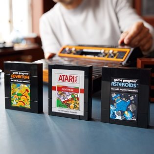 LEGO® Icons 10306 - Atari 2600