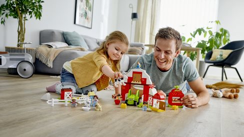LEGO DUPLO Town 10952 Barn, tractor and farm animals LEGO DUPLO Town 10952 Barn, tractor and farm animals