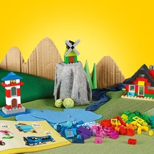 LEGO Classic 11008 Bricks and Houses