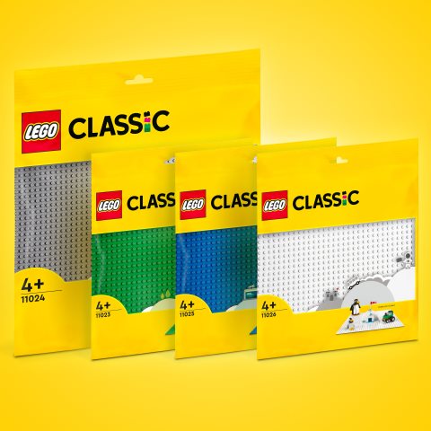 LEGO® Classic 11025 Blue Baseplate LEGO® Classic 11025 Blue Baseplate