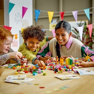 LEGO® Classic 11029 Creative Party Box
