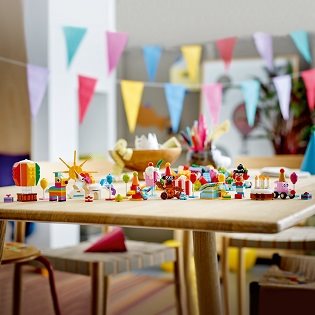 LEGO® Classic 11029 Creative Party Box