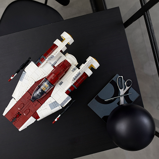 LEGO Star Wars 75275 A-wing fighter LEGO Star Wars 75275 A-wing fighter