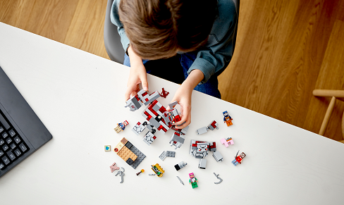 LEGO Minecraft 21163 The Redstone Battle