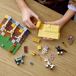 LEGO Minecraft 21171 Horse stable LEGO Minecraft 21171 Horse stable