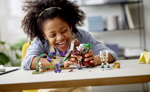 LEGO Minecraft 21176 The Jungle Abomination