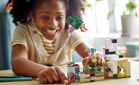 LEGO Minecraft 21181 Rabbit Ranch 