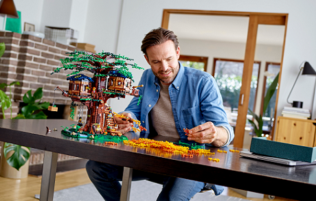 LEGO Ideas 21318 Tree house LEGO Ideas 21318 Tree house