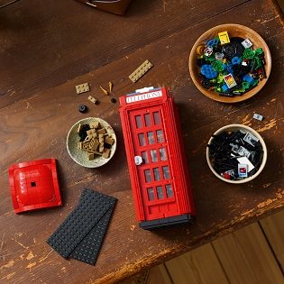 LEGO stavebnica Ideas 21347 Červená londýnska telefónna búdka