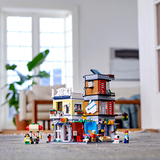 LEGO Creator 31097 Townhouse Pet Shop & Café