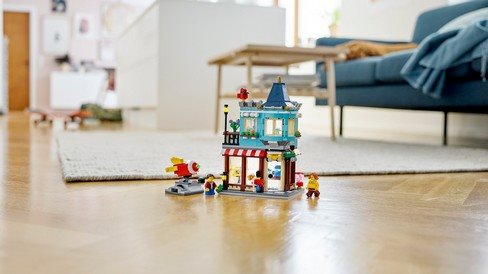 LEGO Creator 31105 Townhouse Toy Store