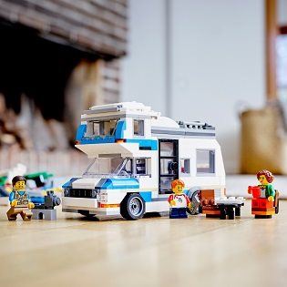 LEGO Creator 31108 Caravan Family Holiday LEGO Creator 31108 Family holiday in a caravan