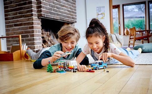 LEGO Creator 31108 Caravan Family Holiday LEGO Creator 31108 Family holiday in a caravan