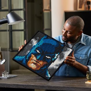 LEGO® Art 31205 Jim Lee Batman™ Collection