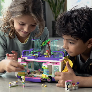 LEGO Friends 41395 Friendship Bus