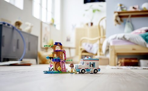 LEGO Friends 41445 Veterinary ambulance