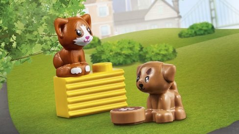 LEGO Friends 41446 Veterinary clinic in the town of Heartlake