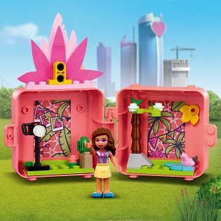 LEGO Friends 41662 Olivia and her flamingo box