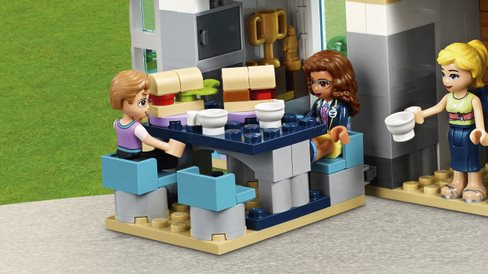 LEGO Friends 41682 Heartlake City School LEGO Friends 41682 Heartlake City School