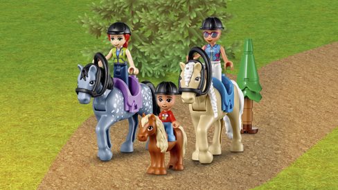 LEGO Friends 41683 Forest Horseback Riding Centre