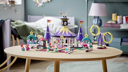 LEGO Friends 41685 Magical Funfair Roller Coaster LEGO Friends 41685 Magical Funfair Roller Coaster