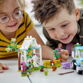 LEGO Friends 41707 Auto sázečů stromů LEGO Friends 41707 Auto sázečů stromů