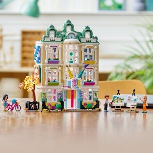 LEGO® Freunde 41711 Emma und die Kunstschule LEGO® Freunde 41711 Emma und die Kunstschule