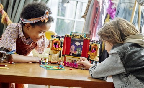 LEGO Freunde 41714 Andrea und die Theaterschule LEGO Freunde 41714 Andrea und die Theaterschule