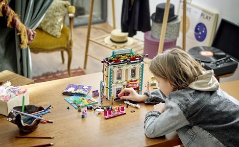 LEGO Freunde 41714 Andrea und die Theaterschule LEGO Freunde 41714 Andrea und die Theaterschule