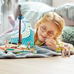 LEGO Freunde 41716 Stephanie und das Segelabenteuer LEGO Freunde 41716 Stephanie und das Segelabenteuer