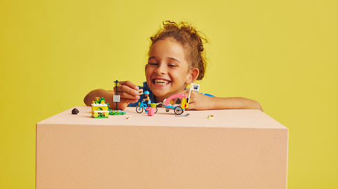 LEGO® Friends 41738 Rescuing a dog on a bike LEGO® Friends 41738 Rescuing a dog on a bike