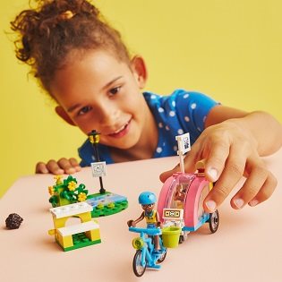 LEGO® Friends 41738 Rescuing a dog on a bike LEGO® Friends 41738 Rescuing a dog on a bike