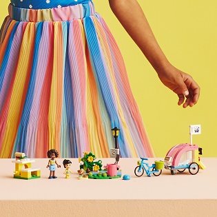 LEGO® Friends 41738 Rescuing a dog on a bike LEGO® Friends 41738 Rescuing a dog on a bike