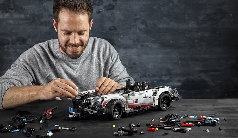 LEGO Technic Porsche 911 RSR