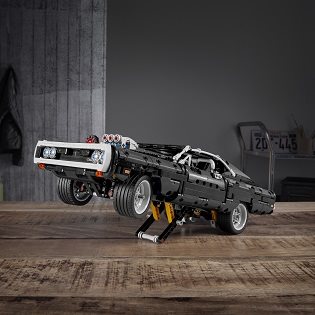LEGO Technic 42111 Domův Dodge Charger 