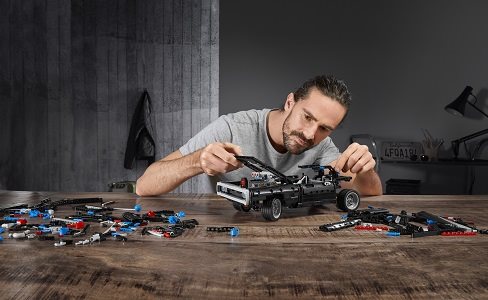 LEGO Technic 42111 Domův Dodge Charger 