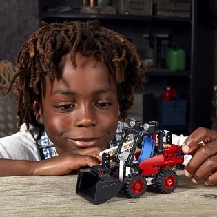 LEGO Technic 42116 Skid steer loader LEGO Technic 42116 Skid steer loader