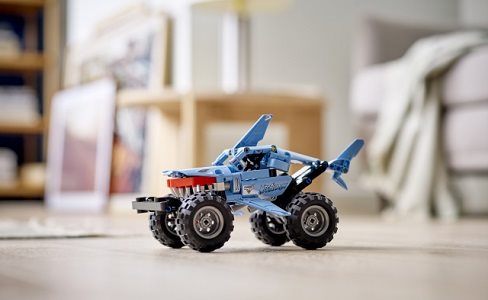 LEGO Technic 42134 Monster Jam Megalodon LEGO Technic 42134 Monster Jam Megalodon